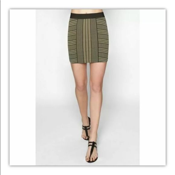 BCBGeneration Geo knit pull on skirt 8094 - Picture 2 of 8